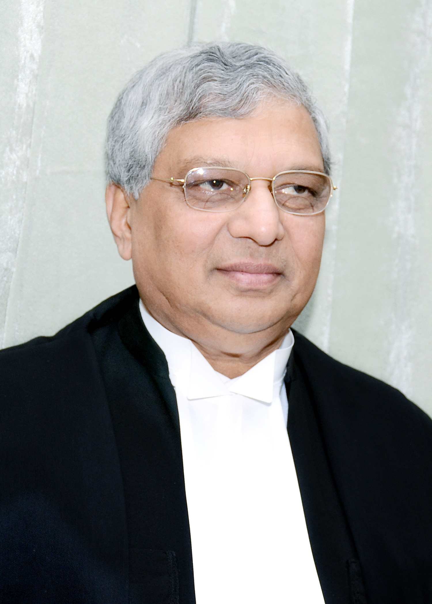 Justice Shabihul Hasnain